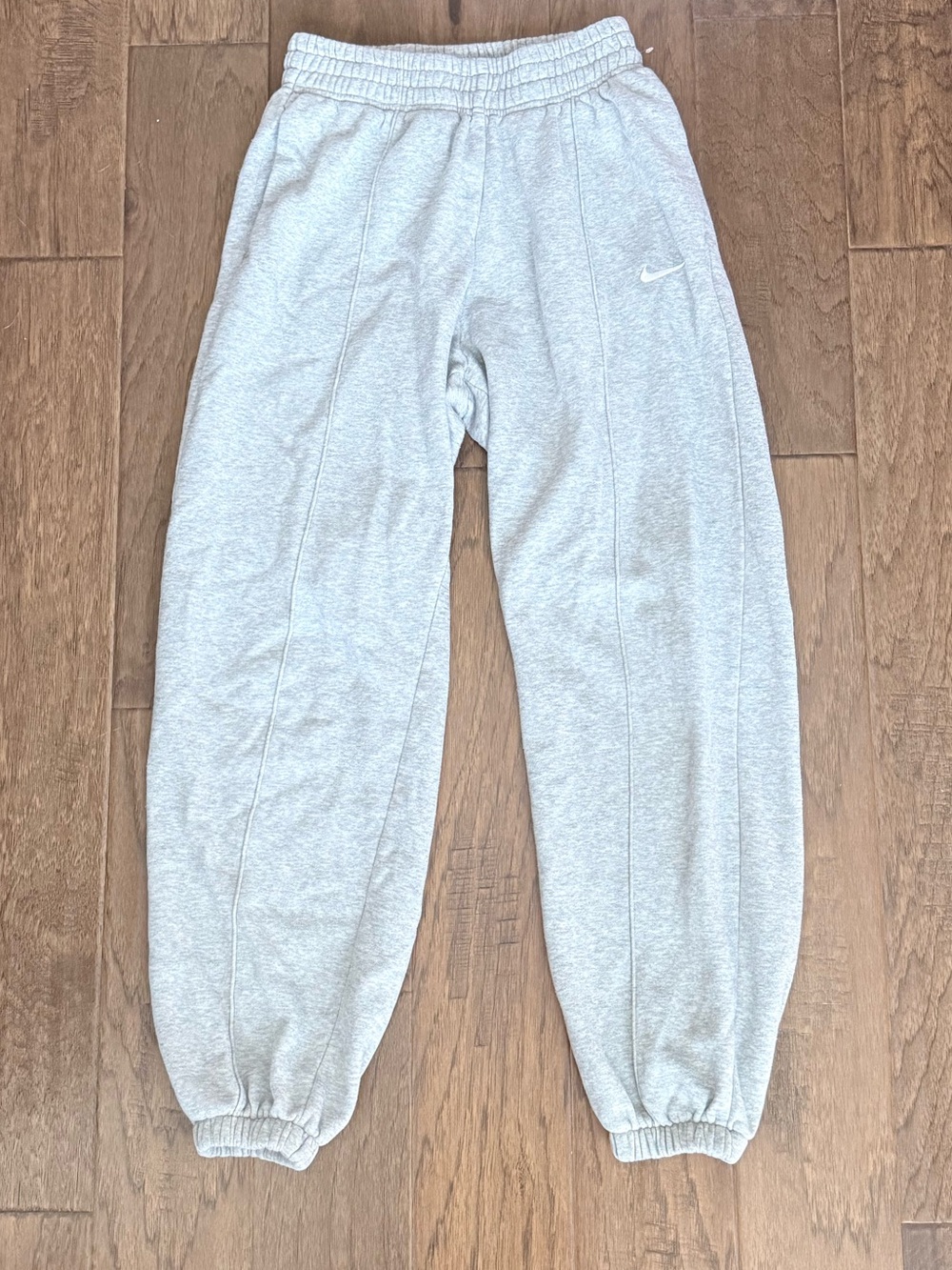 Nike Women’s Grey Sweatpants